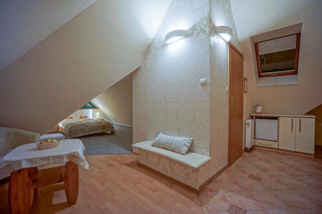 Jawor Pokoje I Apartamenty Zakopane Esterno foto